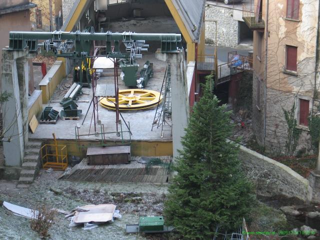 24.12.2005 - La ricostruziuone : 2005_12_24-26_7189_LavenoMottarroneMonteviascoLiftology007_1280x1024.jpg