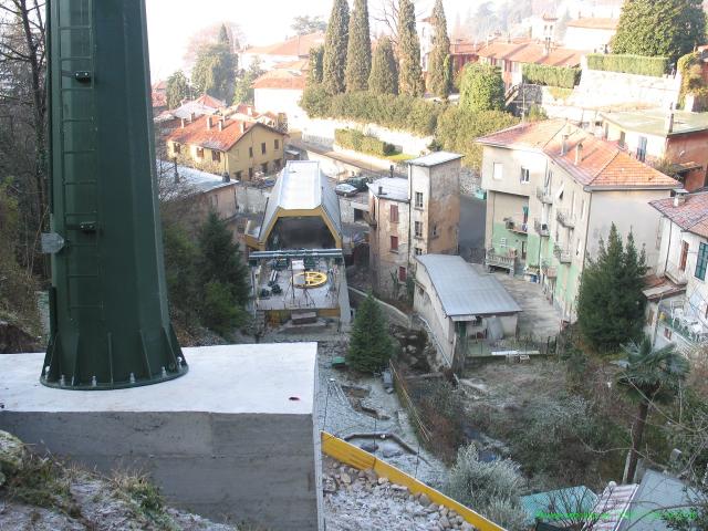 24.12.2005 - La ricostruziuone : 2005_12_24-26_7190_LavenoMottarroneMonteviascoLiftology008_1280x1024.jpg
