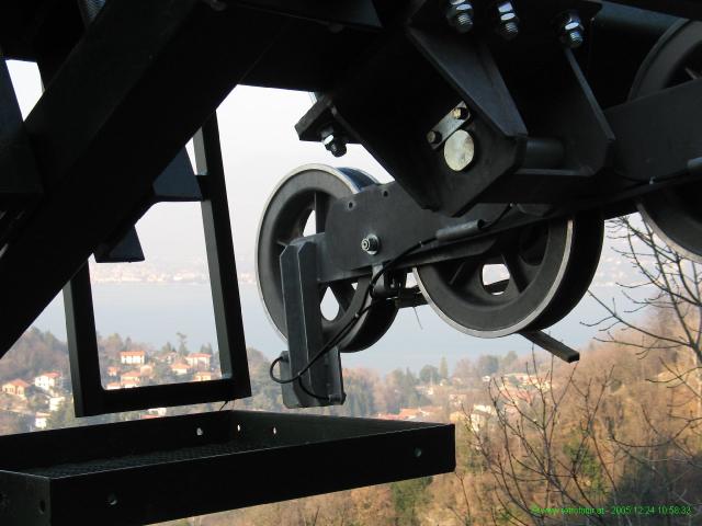 24.12.2005 - La ricostruziuone : 2005_12_24-26_7193_LavenoMottarroneMonteviascoLiftology011_1280x1024.jpg