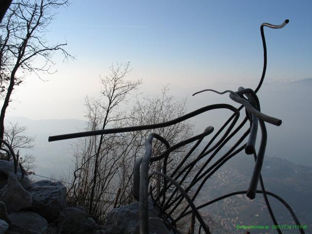 24.12.2005 - La ricostruziuone : 2005_12_24-26_7203_LavenoMottarroneMonteviascoLiftology018_1280x1024.jpg