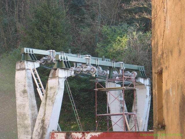 24.12.2005 - La ricostruziuone : 2005_12_24-26_7261_LavenoMottarroneMonteviascoLiftology053_1280x1024.jpg