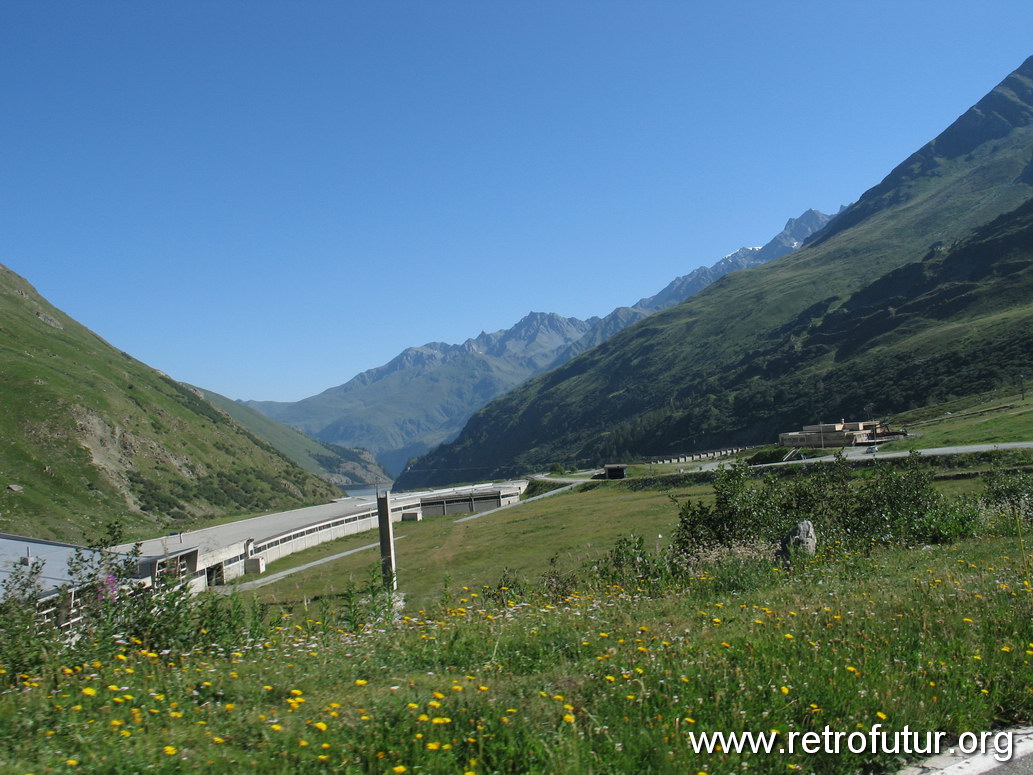 Autofahrt- Col du St. Bernard : 2006_07_22-23_009_CourmayeurCerviniaLiftology.JPG