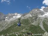 Seilbahnfahrt -  1. Sektion nach Le Pavillion : 2006_07_22-23_059_CourmayeurCerviniaLiftology.JPG