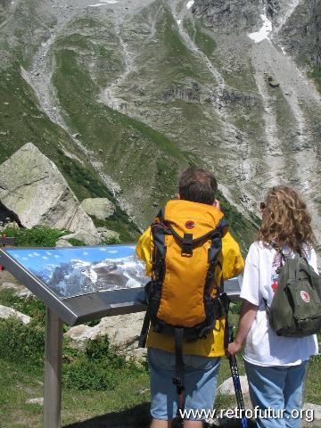 Seilbahnfahrt -  1. Sektion nach Le Pavillion : 2006_07_22-23_060_CourmayeurCerviniaLiftology.JPG