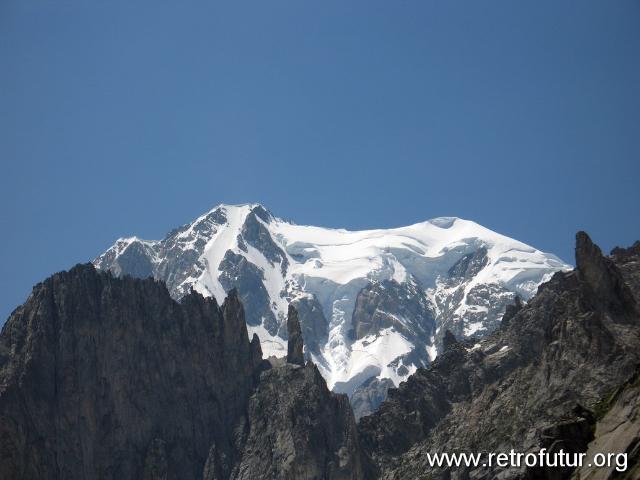 Steig entlang der 2. Sektion von  Le Pavillion zum Rif. Torino vecchio : 2006_07_22-23_085_CourmayeurCerviniaLiftology.JPG