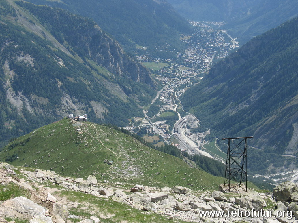 Steig entlang der 2. Sektion von  Le Pavillion zum Rif. Torino vecchio : 2006_07_22-23_086_CourmayeurCerviniaLiftology.JPG