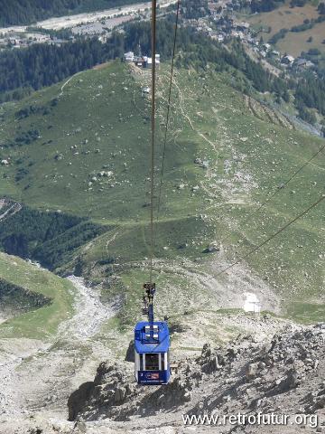 Steig entlang der 2. Sektion von  Le Pavillion zum Rif. Torino vecchio : 2006_07_22-23_112_CourmayeurCerviniaLiftology.JPG