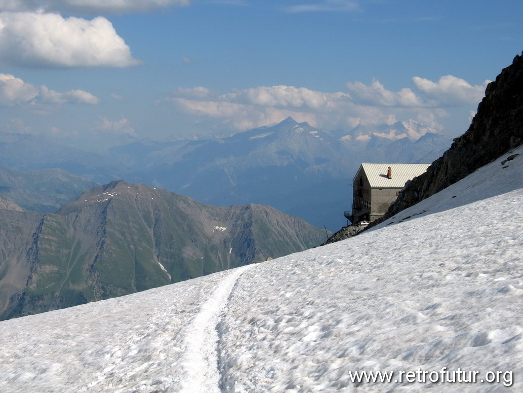 Rifugio Torino - Die Uebernachtung : 2006_07_22-23_199_CourmayeurCerviniaLiftology.JPG