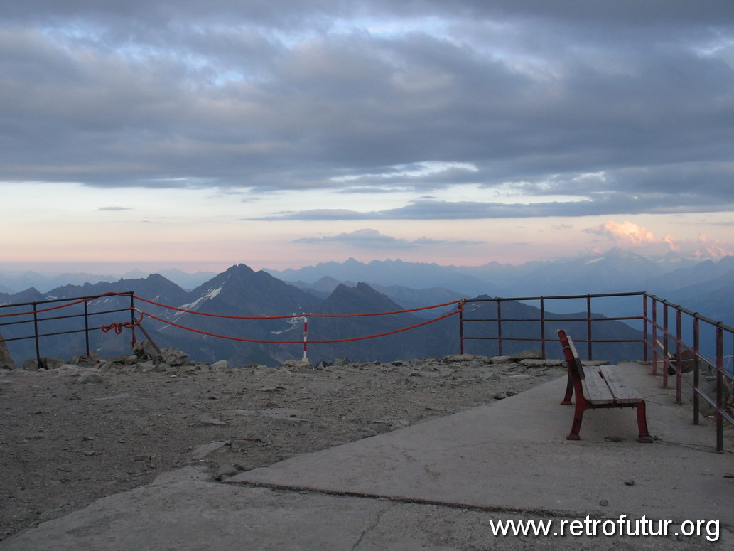 Rifugio Torino - Die Uebernachtung : 2006_07_22-23_210_CourmayeurCerviniaLiftology.JPG