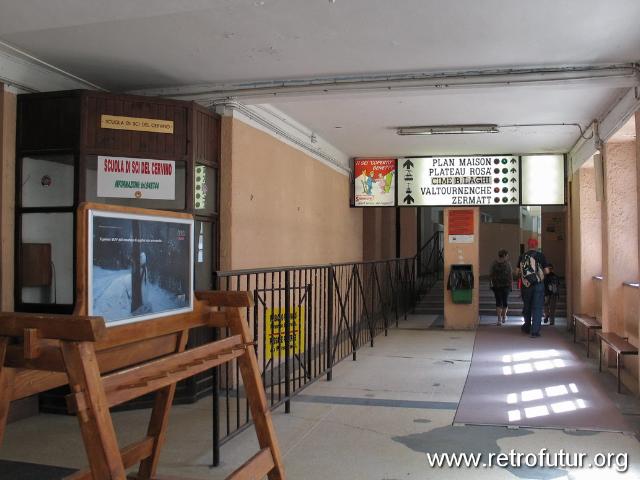 Stazione Museroche / La Gran Baita : Cortili di istradamento