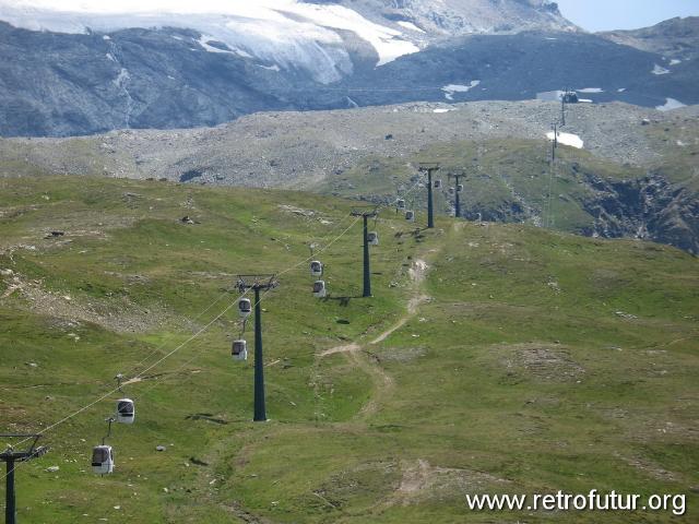 Gli impianti nel 2008 : 2006_07_22-23_286_CourmayeurCerviniaLiftology.JPG