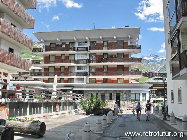 Considerazioni urbanistiche : 2006_07_22-23_304_CourmayeurCerviniaLiftology.JPG