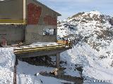 2006_12_30-31_066_OropaLiftology.JPG (72.22 KByte) Stazione superiore : 2006_12_30-31_066_OropaLiftology.JPG