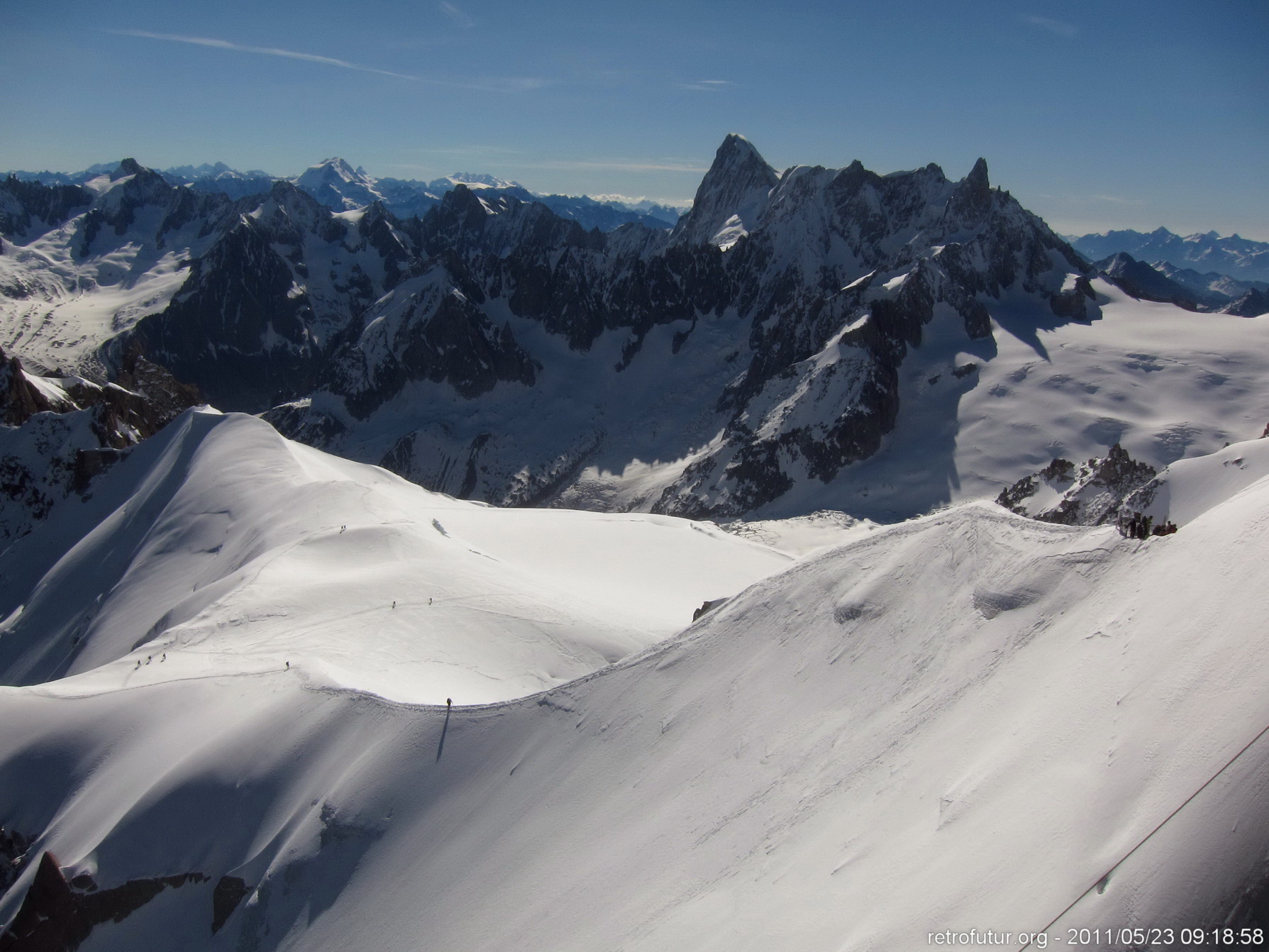 Tag 2: Aklimatisierung : 2011_04_22-25_060_ChamonixMontBlancSkitour.JPG