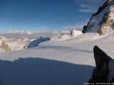 19:41 - Grosse Fläche für einen weiten Passübergang: Col du Midi (3532m) (26.16 KByte) Tag 2: Aklimatisierung : 19:41 - Grosse Fläche für einen weiten Passübergang: Col du Midi (3532m)
