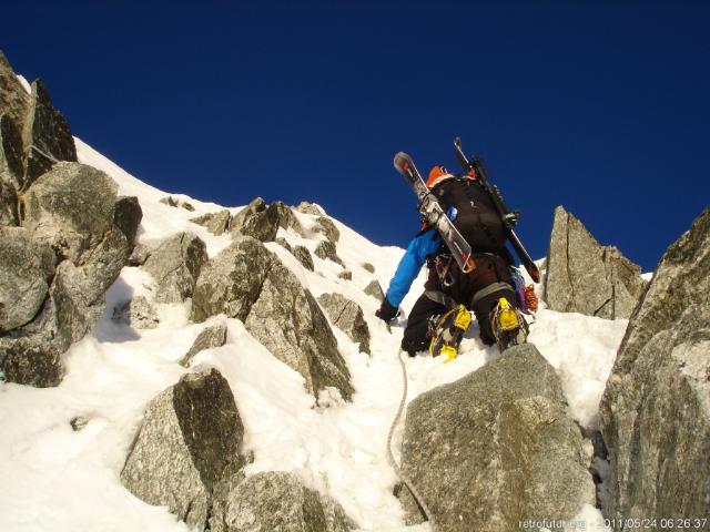 Tag 3: Der Gipfel : 6:26 - Dr. Med. Clemens  (deshalb Stöckli Ski) im mittleren Abschnitt des Übergangs vom Mt.Maudit