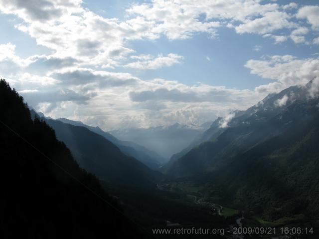 Tag 001: Albignastausee und -hütte : Vista verso Chiavenna