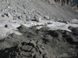 Kunstwerke aus Sand am dahinschmelzenden Eis (78.92 KByte) Tag 002: Fornohütte und -monte : Kunstwerke aus Sand am dahinschmelzenden Eis