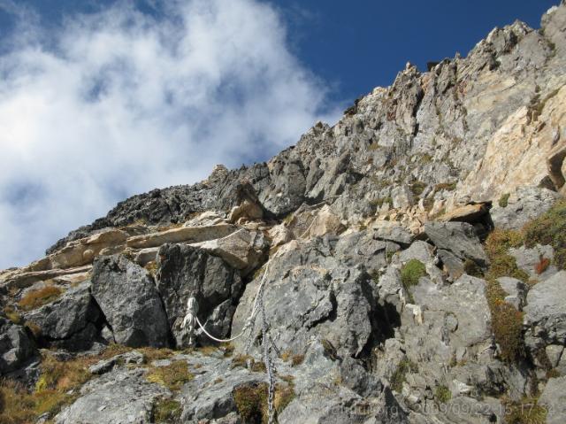 Tag 002: Fornohütte und -monte : Leichte Kletterstellen bequem mit Handlauf (Seil bzw. Kette) gesichtert