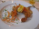 Olperer Runde : Das Fischfilet fand sich nach längerer Suche gut getarnt unter 2 Röstkartoffeln und 8 Karottenschnippseln