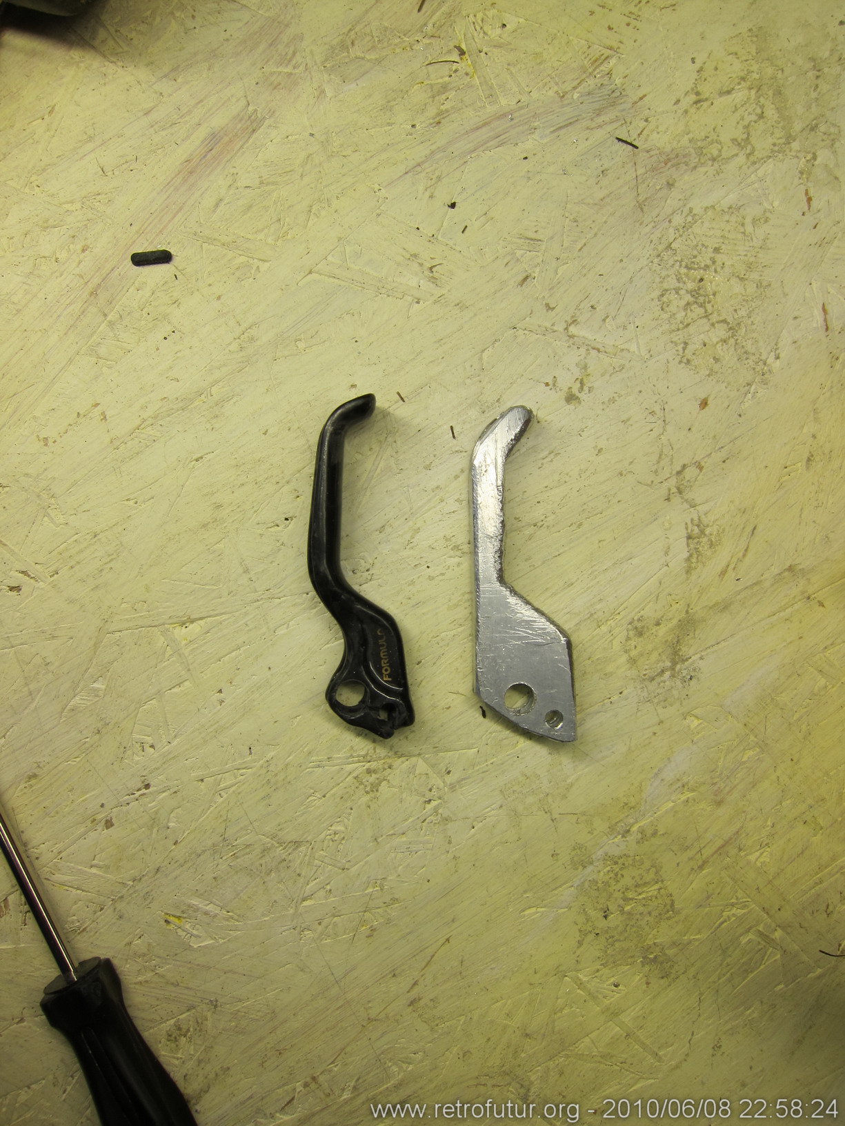 Homebrew brake lever : ...und Fertiggefeilt.