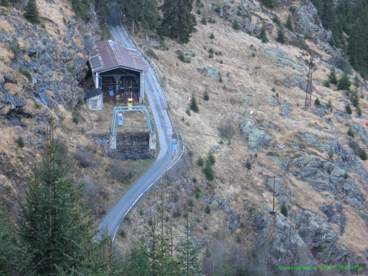 Ratschings (BZ) / Gondellift Posch Haus Schneeberg : Blick auf die Talstation