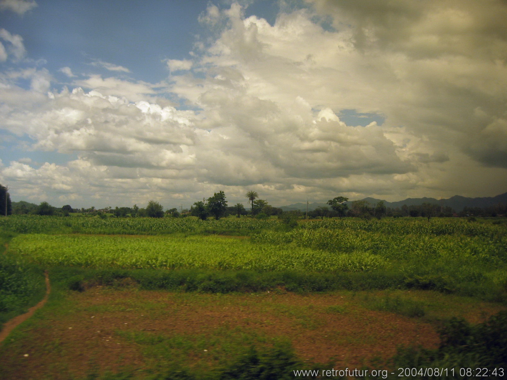 Approach 1 : Wide open plains of northern India