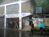 Approach 1 : Waiting for the bus to Manali