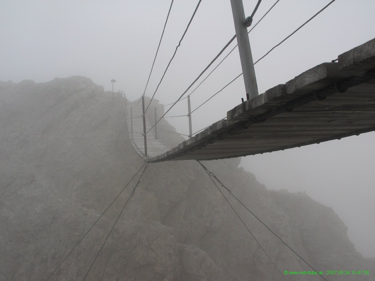 Secondo tratto: Forcella Staunies - Grande fotoreportage 2007 : ...un ponte sospeso.