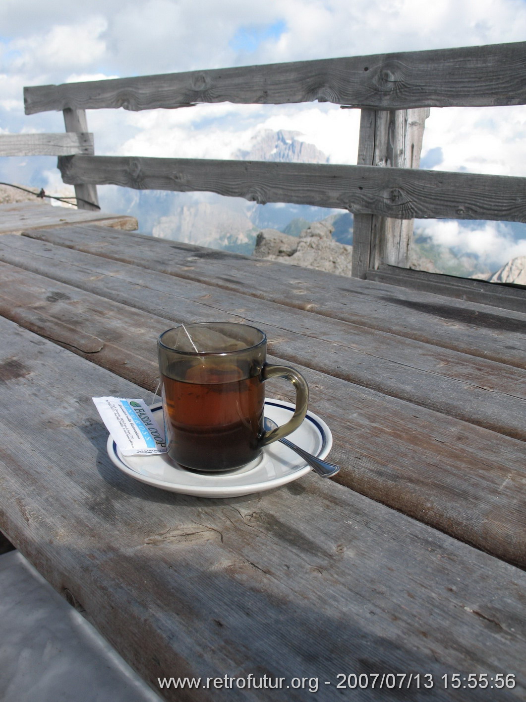 Caffè und Zeitung : Punta Penia / Marmolada (2007)