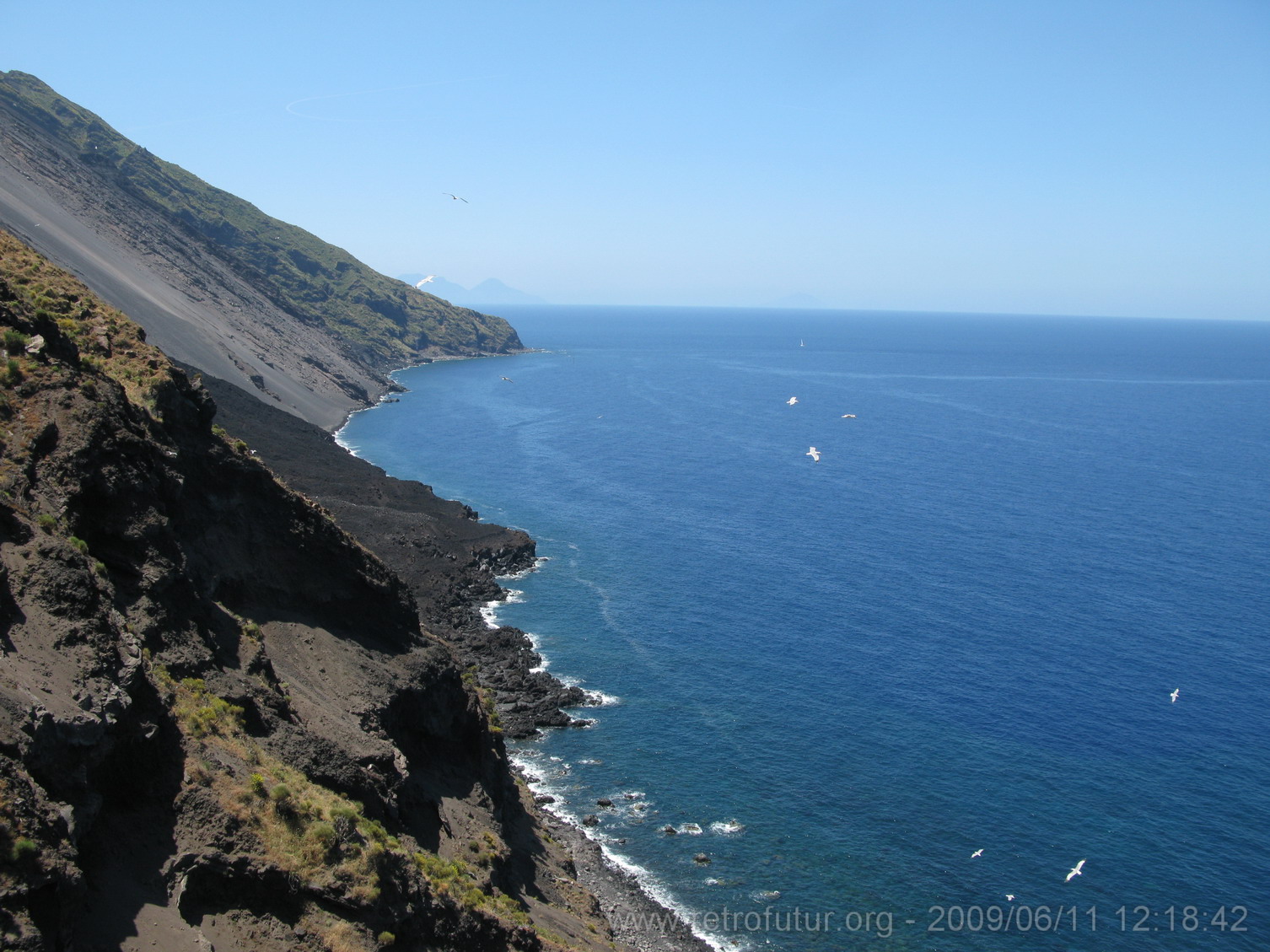 11.6: Stromboli conventional walk, hydrofoil to Salina : IMG_7645.JPG