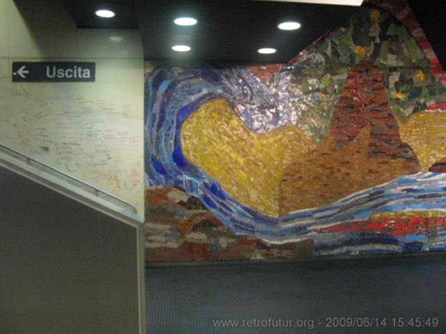 Line 1 art works. (44.77 KByte) 14.6: Napoli infrastructure impressions : Line 1 art works.