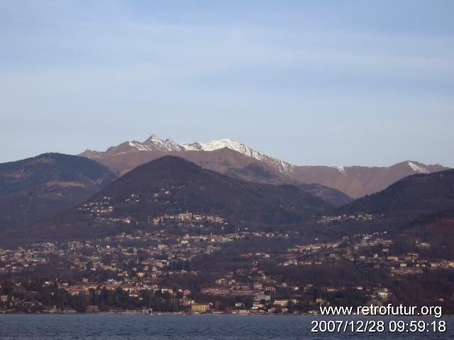 Pian Vada (Monte Zeda) / Lago Maggiore : In der Sonne im Hintergrund das Ziel