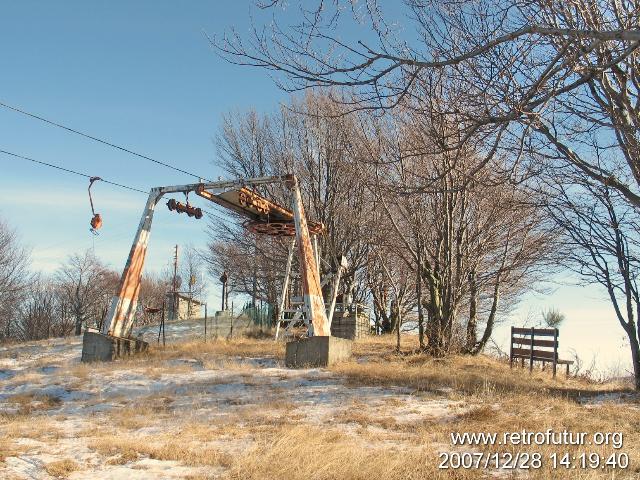 Pian Vada (Monte Zeda) / Lago Maggiore : Bergstation des Leitner Lifts