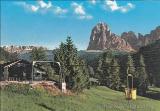 St. Ulrich (BZ) / Korblift Sankt Jakob / San Giacomo : Bergstation mit Langkofel im Hintergrund