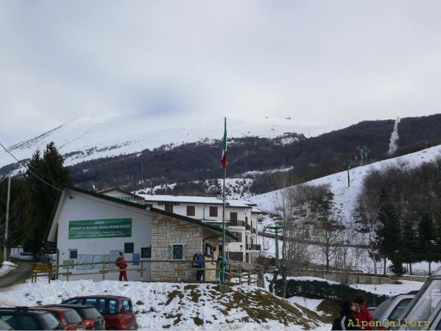 San Zeno / Cestovia Prada (VR)  - Monte Baldo : Piazzale in Località Prada a m.1000