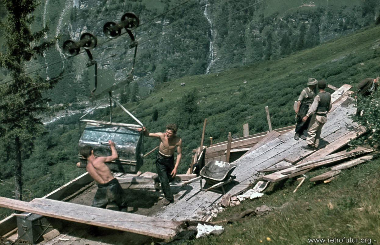 Die Zeit bis 1945 : Arbeiter beim Ausgießen eines Fundaments für die Hauptseilbahn