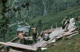 Die Zeit bis 1945 : Arbeiter beim Ausgießen eines Fundaments für die Hauptseilbahn
