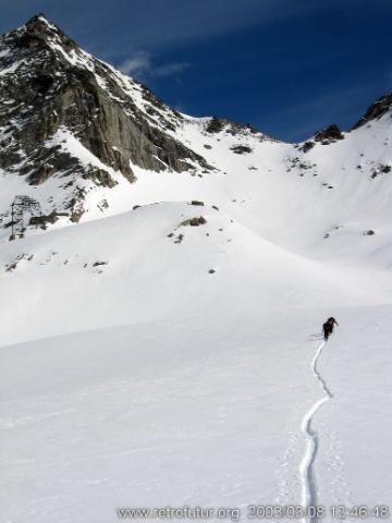 März 2003: Winterlicher Aufstieg zur Alpeiner Scharte. (20.99 KByte) Die Zeit bis 1945 : März 2003: Winterlicher Aufstieg zur Alpeiner Scharte.