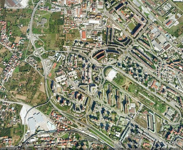 Übersicht (131.77 KByte) La Superstrada di Scampia : Übersicht