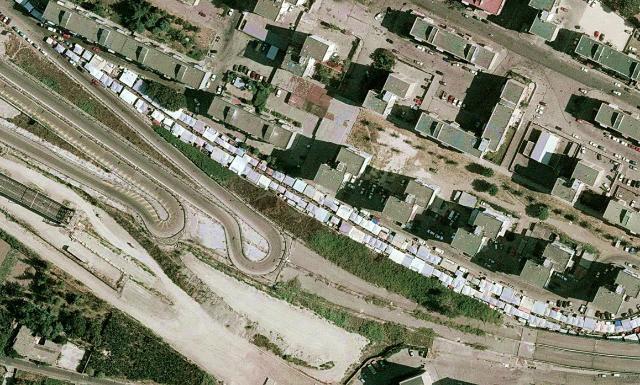 Alte Situation: Ausfahrt 6b - Scampia Centro (82.99 KByte) La Superstrada di Scampia : Alte Situation: Ausfahrt 6b - Scampia Centro