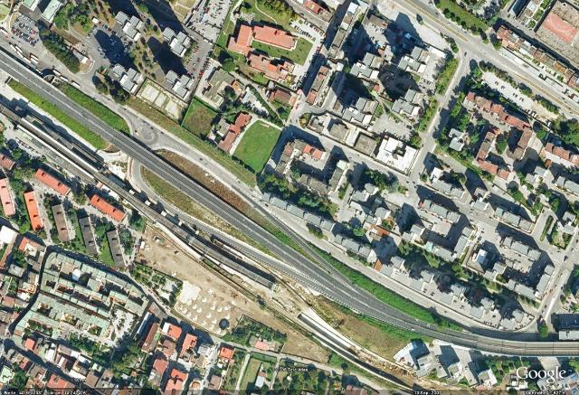 Neue Situation: Ausfahrt 6b - Scampia Centro (106.83 KByte) La Superstrada di Scampia : Neue Situation: Ausfahrt 6b - Scampia Centro