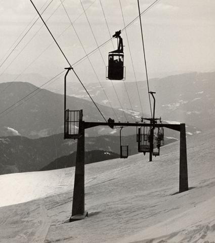 Brixen (BZ) / Korblift Plose : Korblift und die nichtöffentliche Militärseilbahn