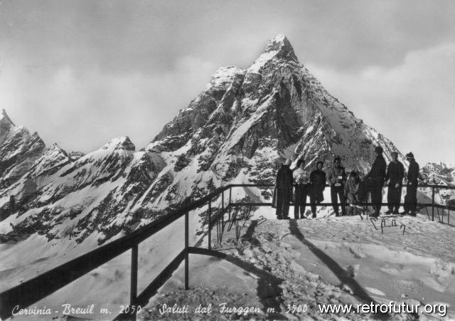 Die Bergstation der Furggenbahn auf 3492m und der Skitunnel : cervinia_furggen_1954_c_ed_foto_mariani_cervinia.JPG