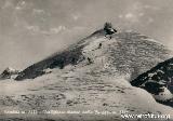 Aufstieg zur Bergstation entlang der 