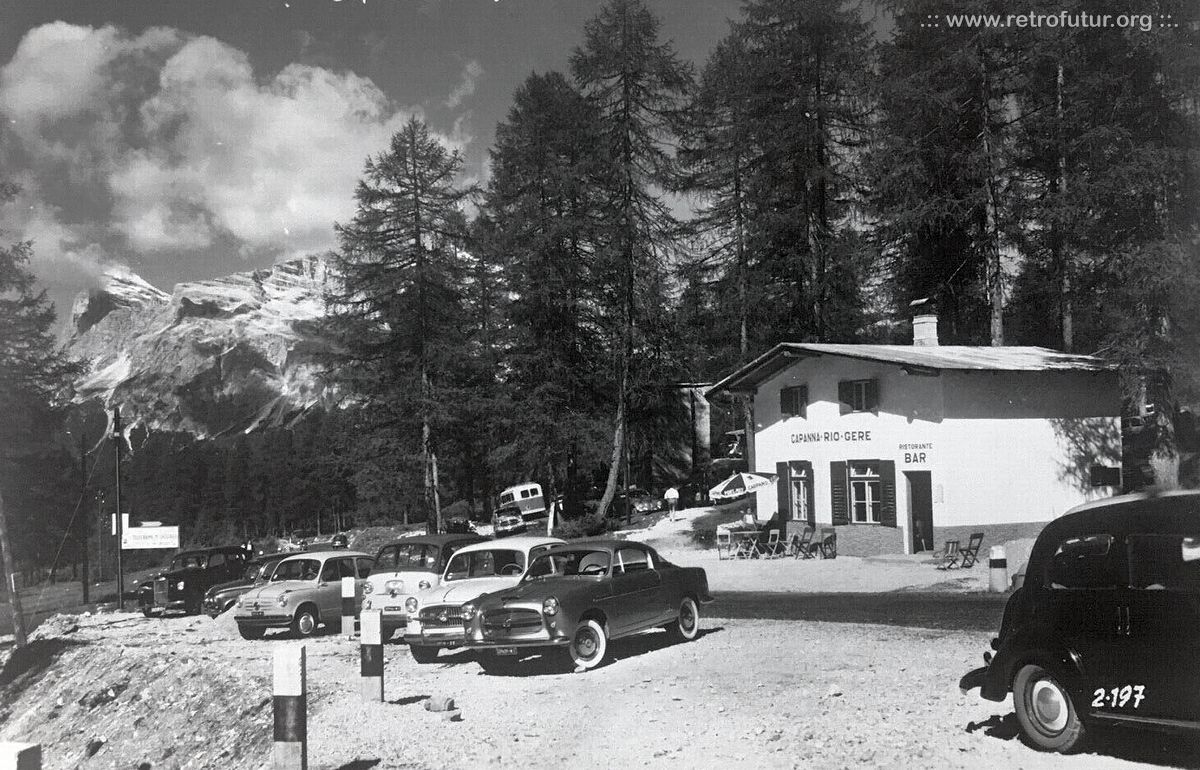 Primo tratto: Rio Gere - Foto storiche : Capanna Bar Rio Gere e partenza funivia