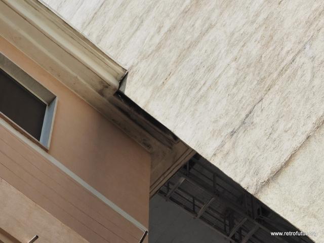Foto Documentation August 2015 : The Morandi Polcevera passes right through the homes. Pylon number 10  did not collapse on August 14, 2018