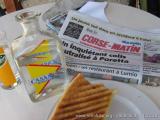 Caffè und Zeitung :