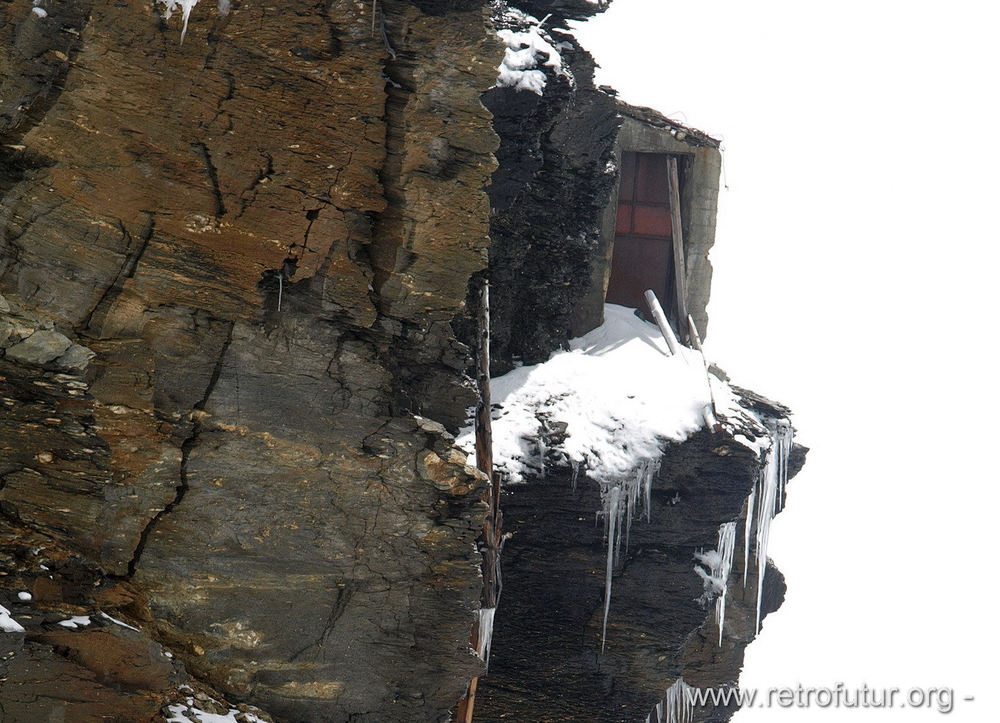 Die Bergstation der Furggenbahn auf 3492m und der Skitunnel : 2: 2008: 15 anni dopo ...