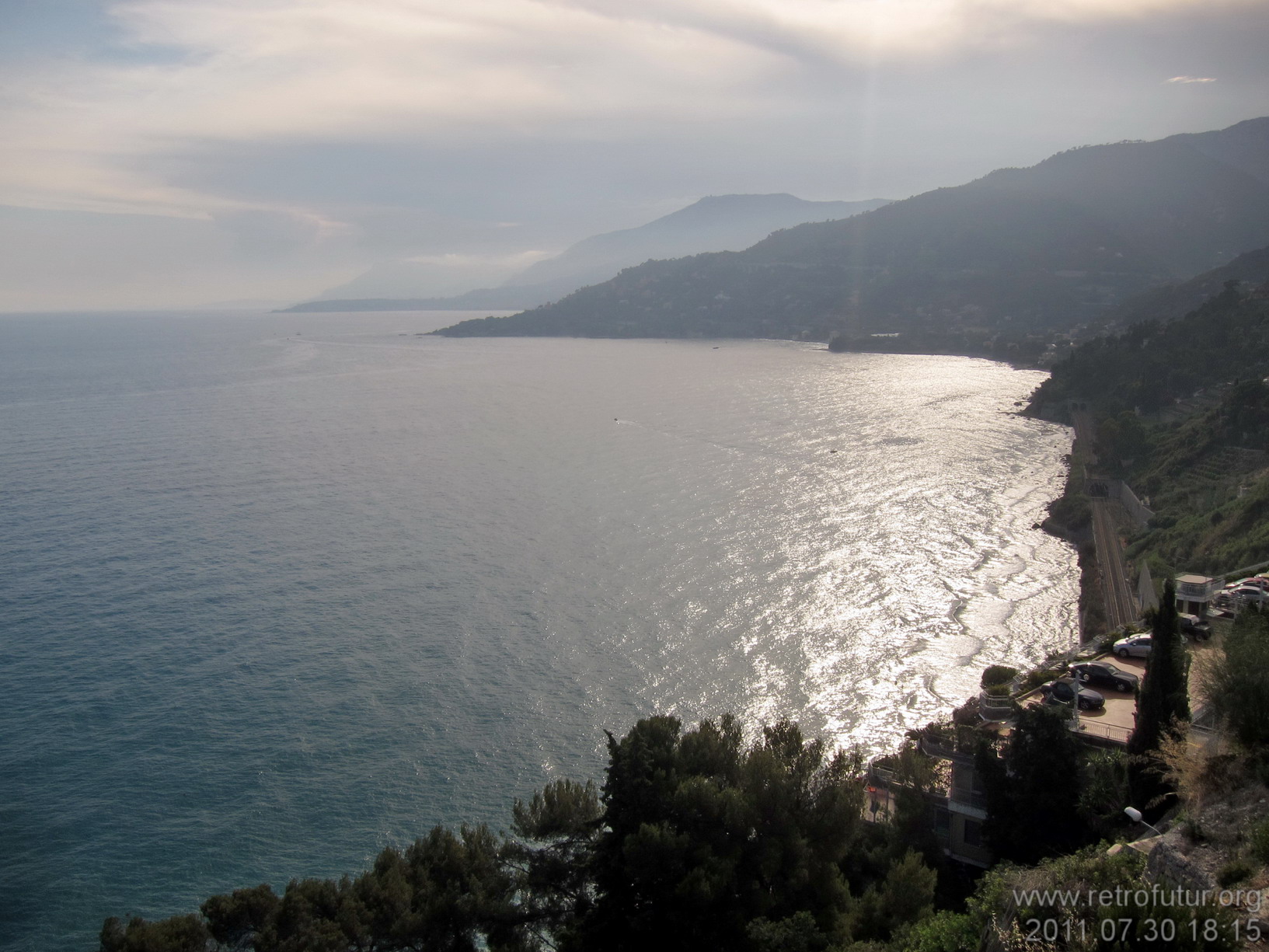 30.7. Anreise nach Ventimiglia : Ankunft in Ventimiglia. Na das ist doch mal 'ne Aussicht!